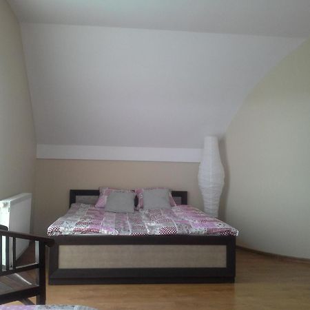 Dom Przy Kociej Gorze Villa Krzczen Exterior foto
